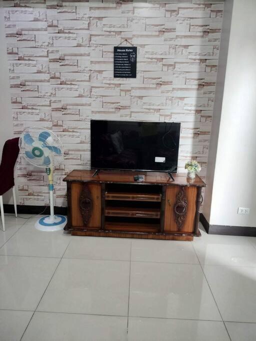 Cubao Manhattan Heights, Unit 8Bc Tower B, 1 Br มะนิลา ภายนอก รูปภาพ