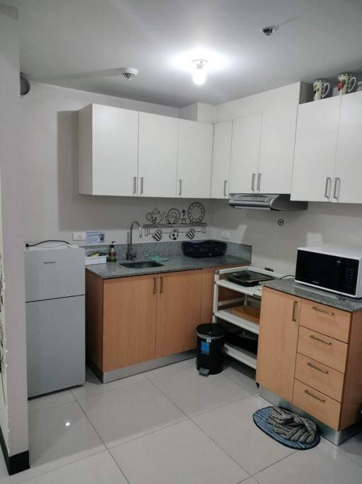 Cubao Manhattan Heights, Unit 8Bc Tower B, 1 Br มะนิลา ภายนอก รูปภาพ